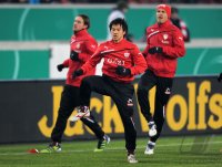 Fussball DFB Pokal, Saison 2011/2012, Viertelfinale: Shinji Okazaki (VfB Stuttgart)