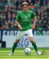 Fussball 1. Bundesliga, Saison 2011/2012: Clemens Fritz (SV Werder Bremen) Einzelaktion am Ball