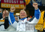 Fussball - EM-Qualifikation: Deutschland - Island, Jubelnder Fan