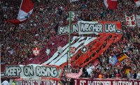 Fussball 2. Bundesliga 12/13: FC K Fans im Fritz-Walter-Stadion
