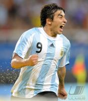 FUSSBALL  Olympia 2008  Peking  Vorrunde Argentinien - Australien