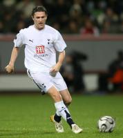 Fussball UEFA Pokal: Tottenham, KEANE Einzelaktion