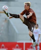 Fussball 1. Bundesliga, Saison 2010/2011, Testspiel: St. Pauli - Leverkusen, EBBERS Einzelaktion