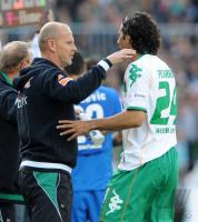 FUSSBALL 1. BUNDESLIGA: Werder Bremen, SCHAAF und  PIZARRO