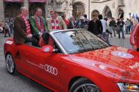 Fussball 1. Bundesliga :   Praesident Hoeness  mit Vorstandsvorsitzender Rummenigge und Vize Hopfner (FC Bayern Muenchen)