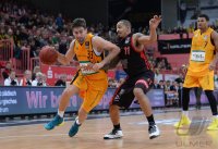 Basketball 1. Bundesliga 2013/2014: Walter Tigers Tuebingen  - s Oliver Baskets Wuerzburg