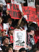 Fussball 2. Bundesliga SC Freiburg  Pro Trainer Volker Finke