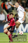 Fussball CHL, Leverkusen - Madrid, Zweikampf