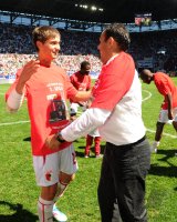 2. Fussball Bundesliga : AUGSBURG JUBEL NACH DEM AUFSTIEG IN DIE ERSTE 1. BL