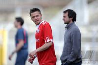 Fussball 3. Bundesliga: Daniel Sikorski mit Trainer Mehmet Scholl  (v.li., FC Bayern II)