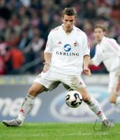 Fussball 1. Bundesliga: Koeln, PODOLSKI Einzelaktion am Ball