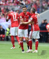 Fussball 1. Bundesliga Saison 15/16: FC Bayern Muenchen - Hannover 96