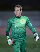 FUSSBALL INTERNATIONAL: Torwart Mark SCHWARZER (Australien)