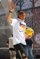 FUSSBALL EURO 2008: Deutsche Nationalmannschaft am Brandenburger Tor Berlin