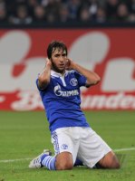 Fussball 1. Bundesliga  Saison 2010/2011:  Raul (FC Schalke 04)