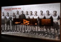 Fussball 1. Bundesliga: Die Erlebniswelt des FC Bayern Muenchen in der Allianz Arena