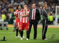 Fussball Champions League Finale:  ENTTAEUSCHUNG Bastian Schweinsteiger, Christian Nerlinger (v. li., FCB)