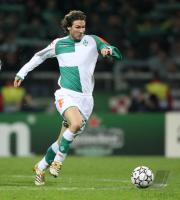 Fussball, Champions League: Bremen, SCHULZ Einzelaktion