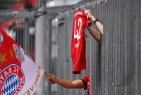 Fussball Audi Football Summit 2021 FC Bayern Muenchen - SSC Neapel