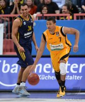 Basketball 1. Bundesliga 2011/2012:  Walter Tigers Tuebingen - Alba Berlin