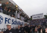 Fussball DFB  Pokalfinale 2000/2001: FC Schalke 04 - Union Berlin
