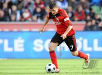 FUSSBALL 1. BUNDESLIGA: Leverkusen, BARNETTA Einzelaktion