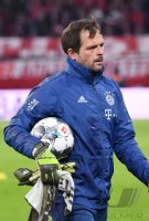 Fussball 1. Bundesliga Saison 19/20: FC Bayern Muenchen -  FC Schalke 04