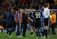 Fussball CHL  Saison 2010/2011: Enttaeuschung (v.li., FC Schalke 04) Trainer Ralf Rangnick, Julian Draxler, Atsuto Uchida, Torwart Manuel Neuer