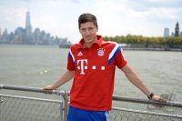 FUSSBALL 1. Bundesliga 14/15: Robert Lewandowski (FC Bayern Muenchen)