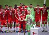 Fussball 1. Bundesliga 25/26: FC Bayern Muenchen 35. Deutschen Meisterschaft