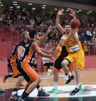 Basketball 1. Bundesliga 14/15 Testspiel: Walter Tigers Tuebingen - ratiopharm Ulm