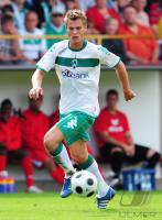 FUSSBALL, DFB POKAL: Werder Bremen, ROSENBERG Einzelaktion