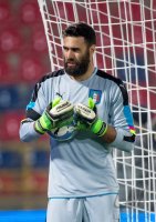 FUSSBALL INTERNATIONAL: Torwart Salvatore Sirigu (Italien)