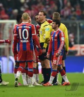 Fussball 1. Bundesliga Saison 14/15: FC Bayern Muenchen - FC Schalke 04