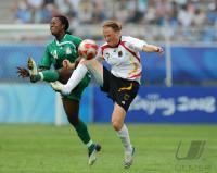 FUSSBALL  Olympia 2008   Vorrunde  Frauen   Nigeria - Deutschland