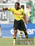 Fussball 1. Bundesliga: BVB, EVANILSON zeigend