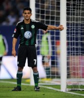 Fussball: 1. Bundesliga Saison 2010/2011: Wolfsburg, JOSUE