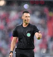 Fussball 1. Bundesliga Saison 21/22: FC Bayern Muenchen -  Hertha BSC Berlin