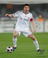 FUSSBALL  International CHL 09/10 :  Mark Van Bommel  (FC Bayern  Muenchen)