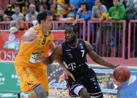 Basketball 1. Bundesliga 14/15 Hauptrunde:  Walter Tigers Tuebingen - Telekom Baskets Bonn
