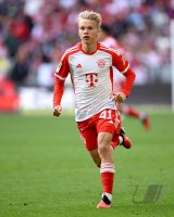 Fussball 1. Bundesliga 23/24: FC Bayern Muenchen - VfL Bochum)
