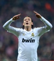 FUSSBALL INTERNATIONAL  CHL HALBFFINALE 11/12:  Mesut Oezil (Real Madrid)