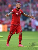 Fussball 1. Bundesliga Saison 15/16: FC Bayern Muenchen - FC Augsburg