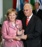 Fussball WM 2006 Ehrung Bundeskanzlerin