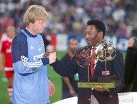 FUSSBALL CHAMPIONSLEAGUE FINALE 2000/2001: Torwart Oliver Kahn (FC Bayern Muenchen)
