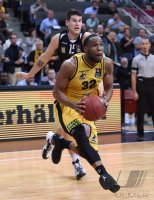 Basketball 1. Bundesliga 15/16 Hauptrunde: Walter Tigers Tuebingen - MHP Riesen Ludwigsburg