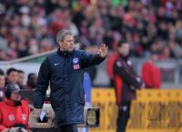FUSSBALL 1. BUNDESLIGA: Hertha Trainer Lucien FAVRE