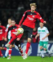 FUSSBALL 1. BUNDESLIGA: Leverkusen, KIESSLING Einzelaktion