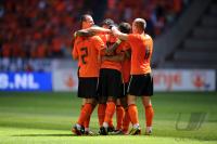 FUSSBALL INTERNATIONAL: Gregory VAN DER WIEL, Eljero ELIA, Arjen ROBBEN (v. li., Holland)