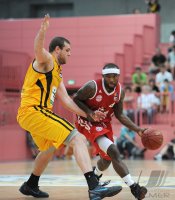Basketball 1. Bundesliga 2012/2013 Testspiel:  Walter Tigers Tuebingen - FC Bayern Muenchen